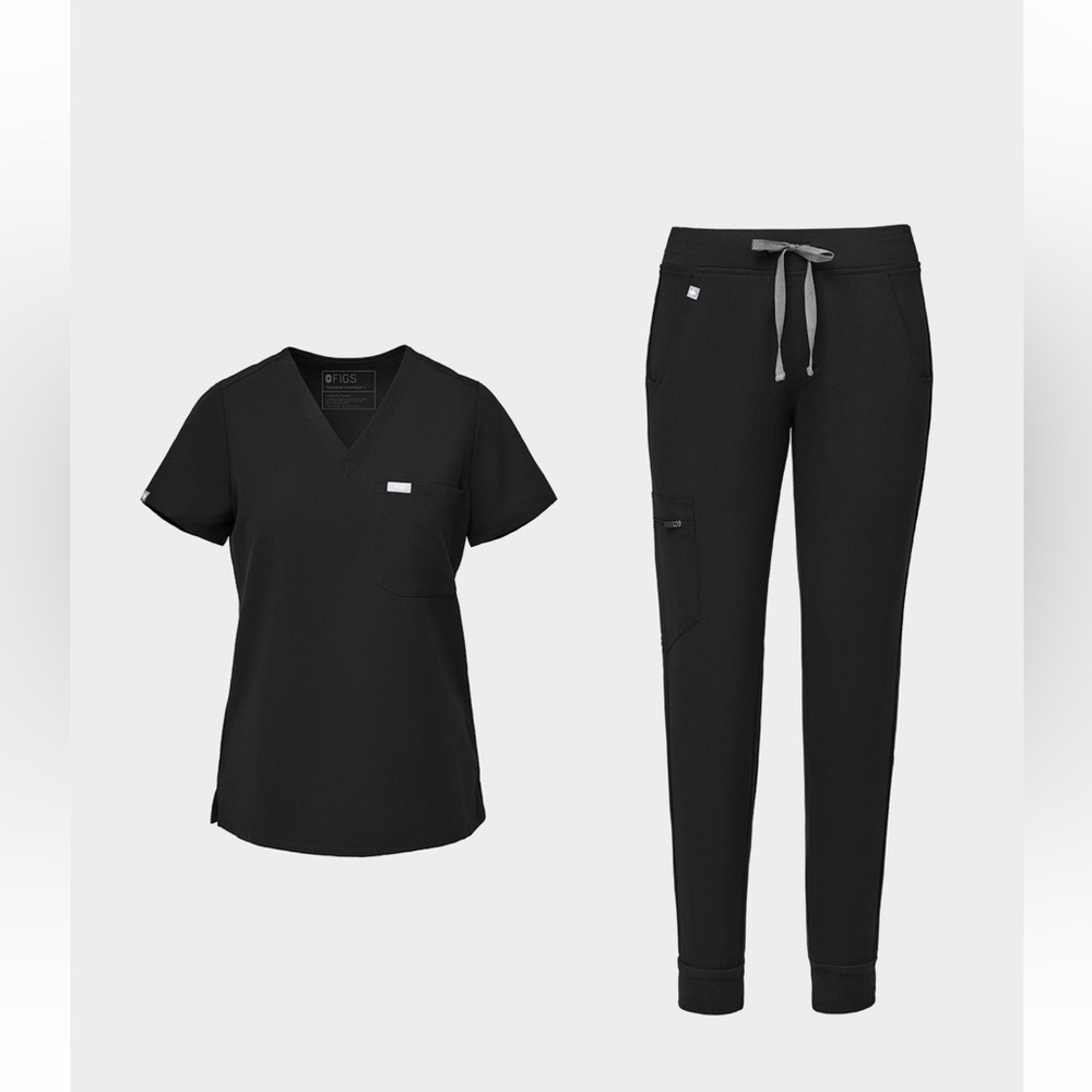 PANTS ONLY Figs Black Women’s Zamora Joggers